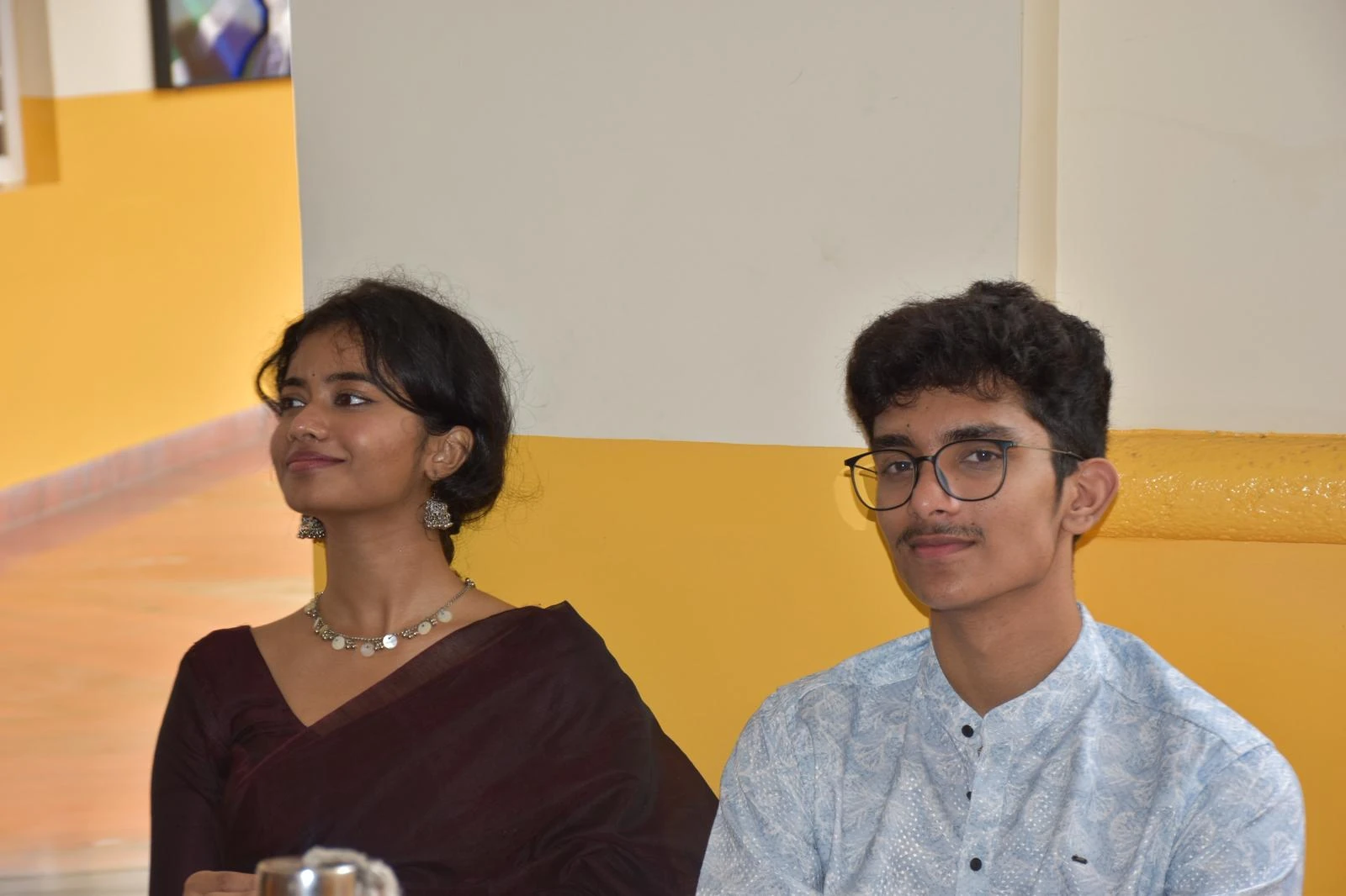 Montage frame 12